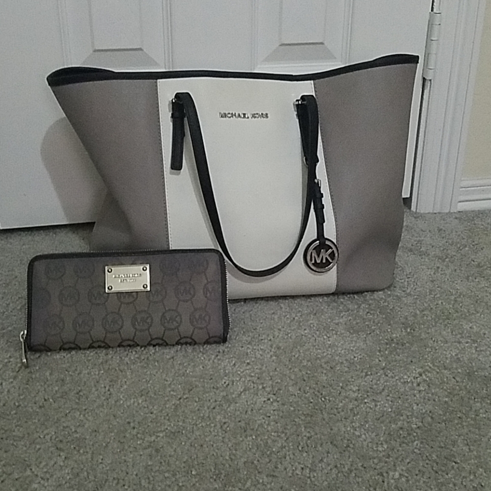 Michael Kors Large Tote